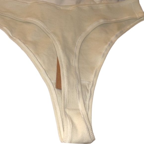Skims Ribbed Panties Plus Size Thong Size 2x - Picture 6 of 9